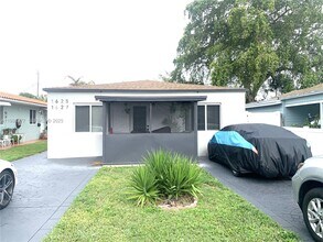 Building Photo - 1625 Dewey St