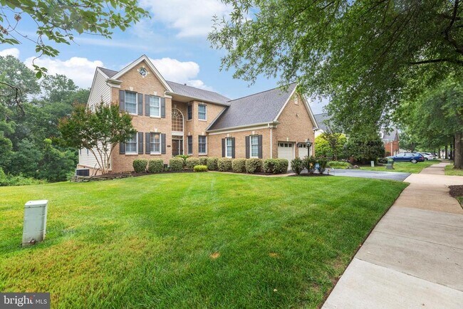 Foto del edificio - 15292 Golf View Dr
