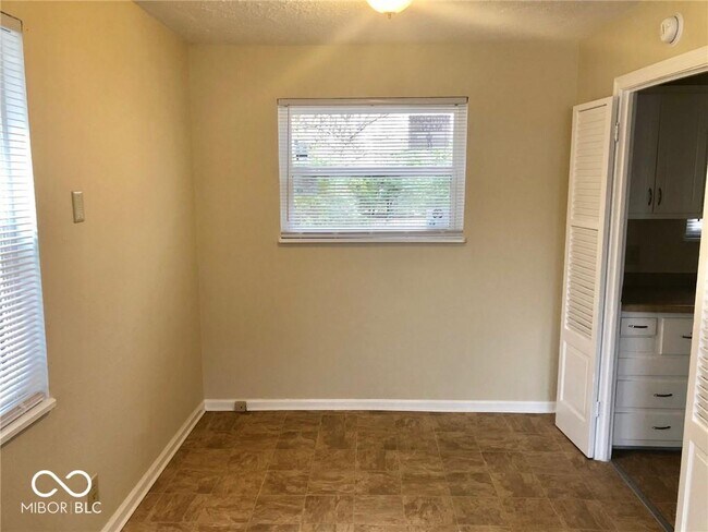 Foto del edificio - 3516 N Hawthorne Ln