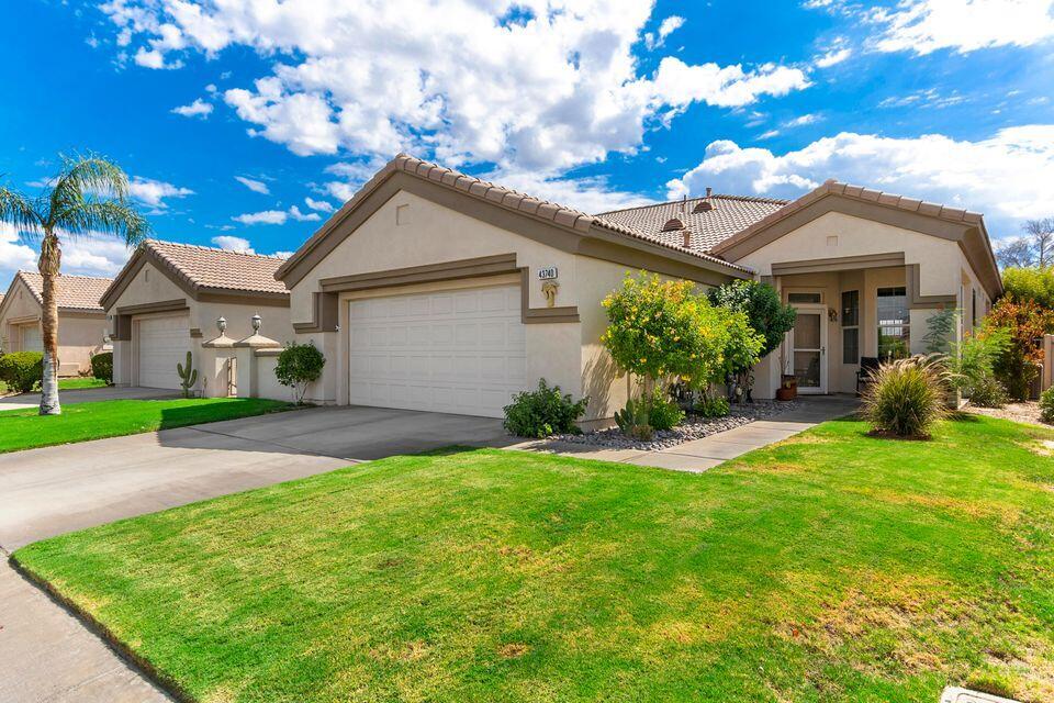 Foto principal - 43740 Royal St George Dr