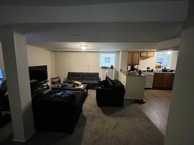 Foto del edificio - 5126 W Cullom Ave