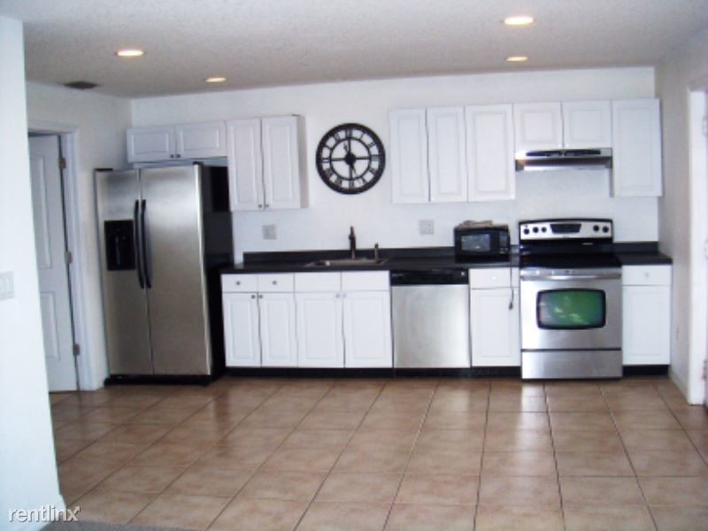 Primary Photo - 1 br, 1 bath Apartment - 5805 A1A South