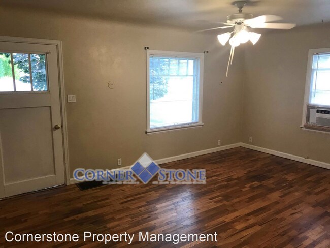 Building Photo - 3 br, 2 bath House - 503 S Locust St