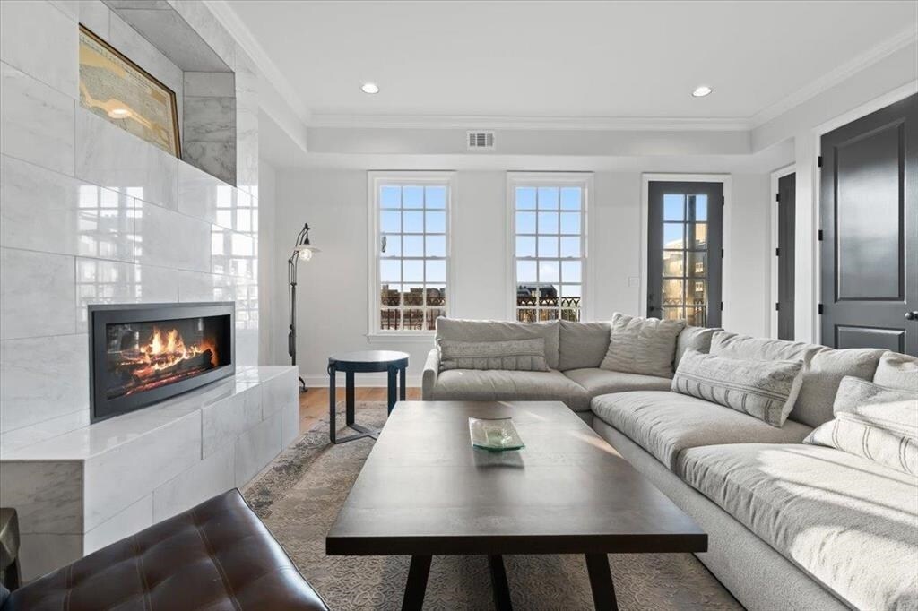 Foto principal - 65 E Pontotoc Ave