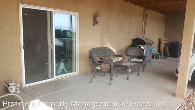 Foto del edificio - 1441 Red Canyon Rd