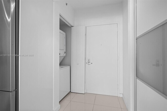 Foto del edificio - 92 SW 3rd St