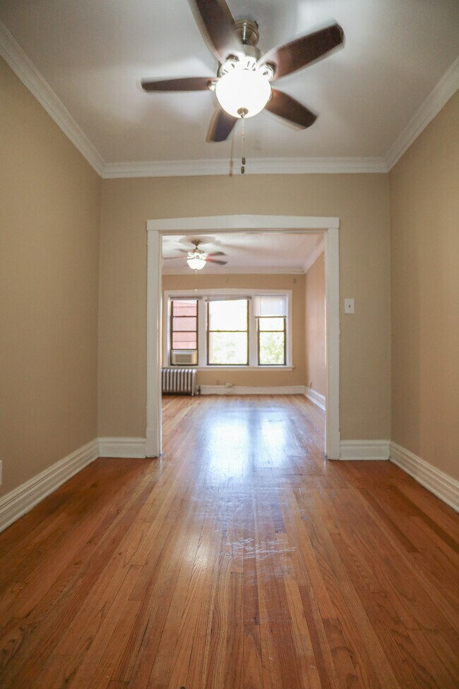 Foto del edificio - 5419 S Harper Ave