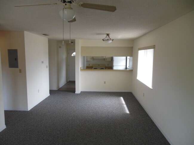 Building Photo - 3183 Finsterwald Dr