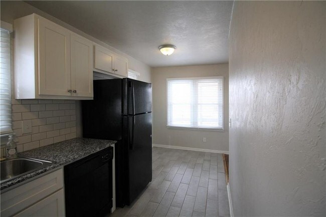 Foto del edificio - 1816 1/2 NW 37th St Oklahoma City OK 73118
