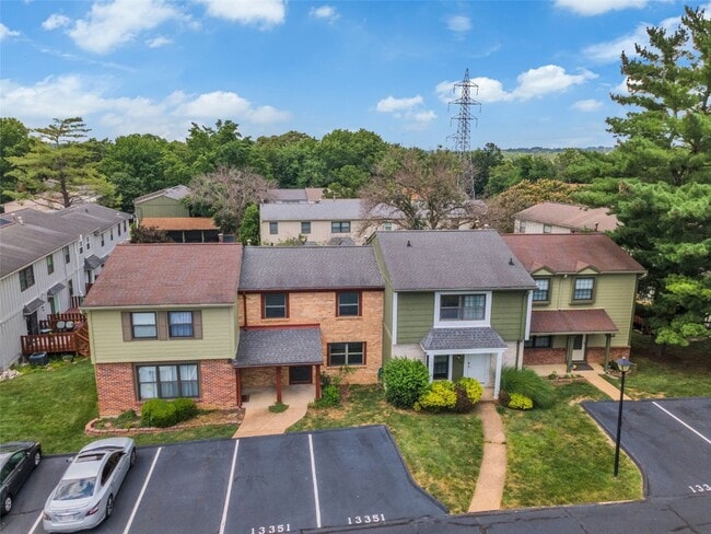 Building Photo - 13351 Hiddencrest Ln