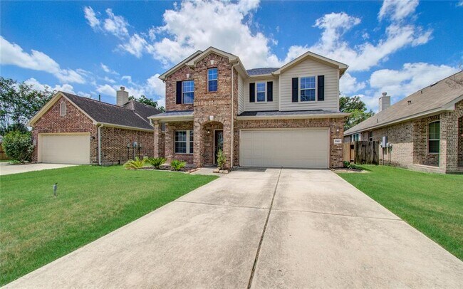 Building Photo - 17607 Memorial Falls Dr