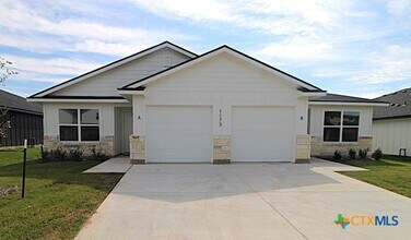Building Photo - 1173 Lindsey Dr
