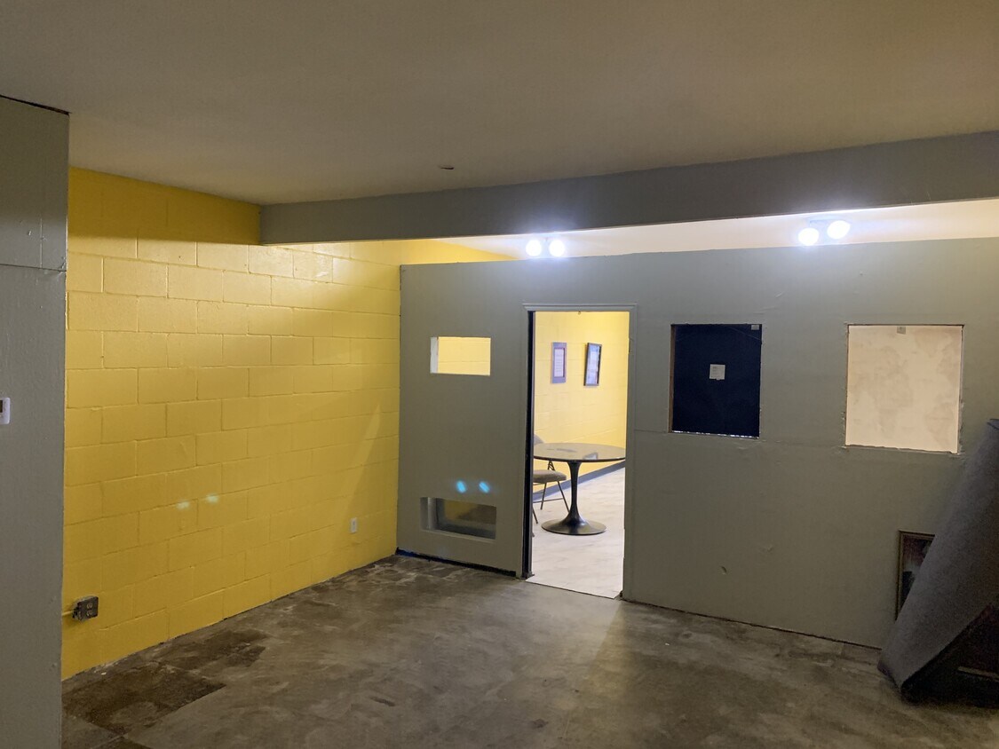 Foto del edificio - 2514 Pecan Blvd