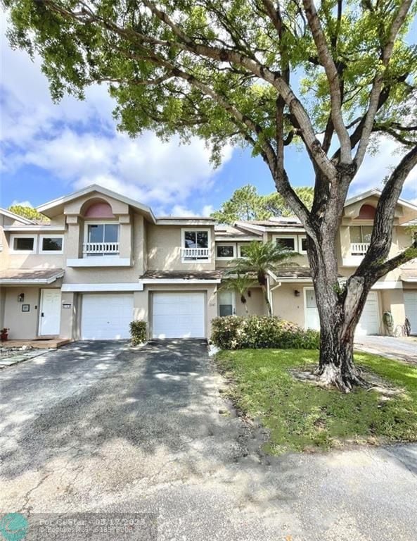 2147 Discovery Cir W, Deerfield Beach, FL 33442 Townhome Rentals in