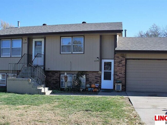 Building Photo - 5524 S 42nd St Ct