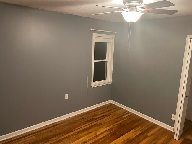 Foto del edificio - 32605 Bainbridge Rd