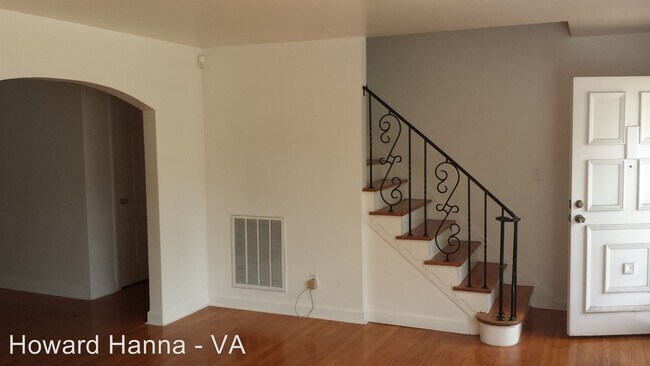 Foto del edificio - 522 W Little Creek Rd