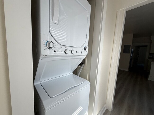 Photo - 571A Minna Street-571A Apartment