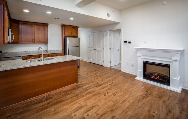 Foto del edificio - 591 Terrace Blvd