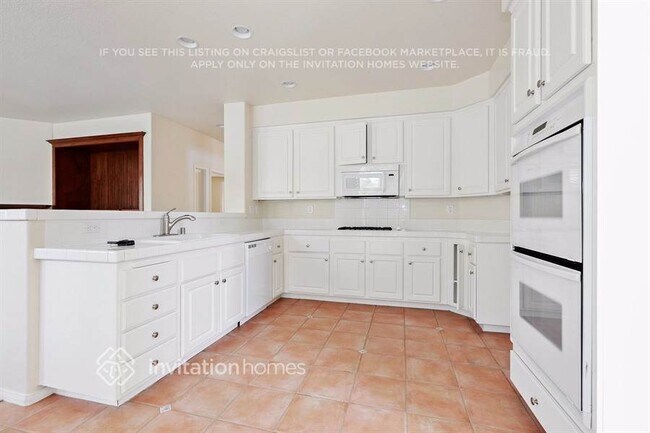 Foto del edificio - 28931 Canyon Oak Dr