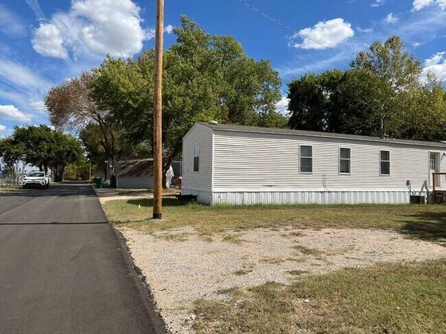 Building Photo - 15301 US-54