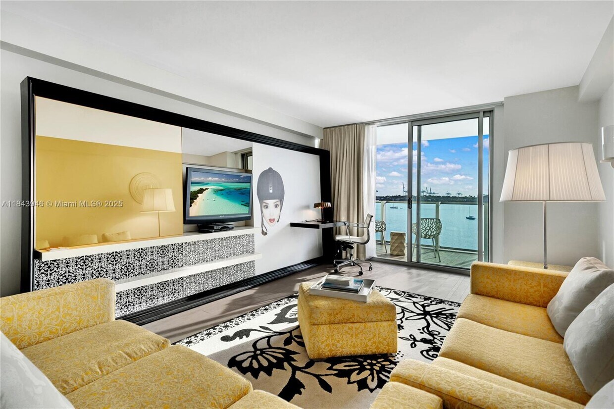 Foto principal - 1100 West Ave