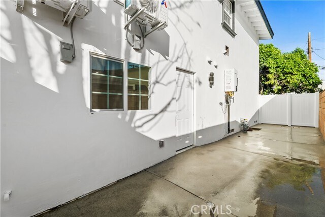 Foto del edificio - 8438 Gloria Ave