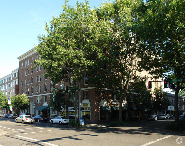 Building Photo - Olympian Apartments