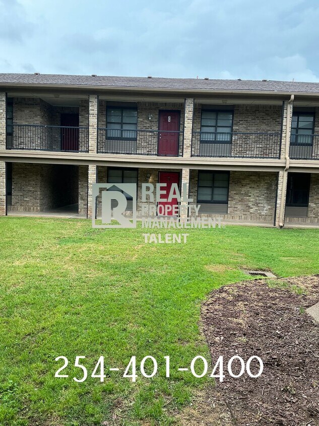 Foto principal - 1214 Baylor Ave