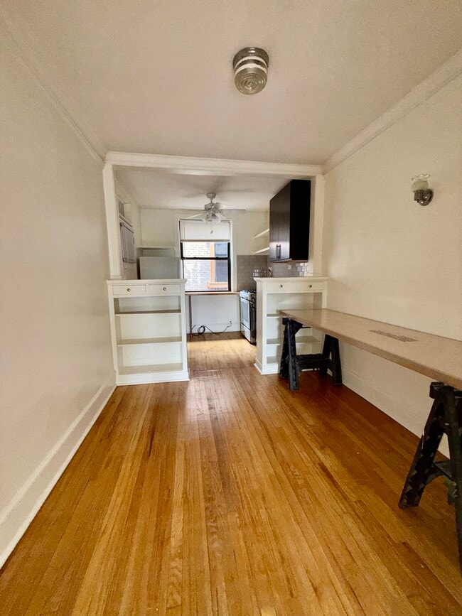 Building Photo - 2328 N Spaulding Ave