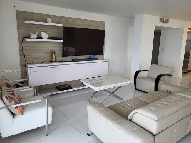 Foto del edificio - 1401 S Ocean Dr