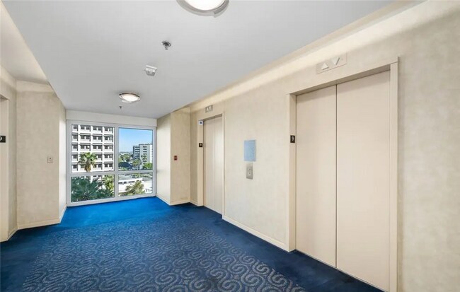 Foto del edificio - 525 E Seaside Way