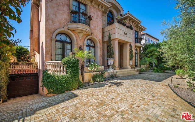 Building Photo - 585 S Burlingame Ave