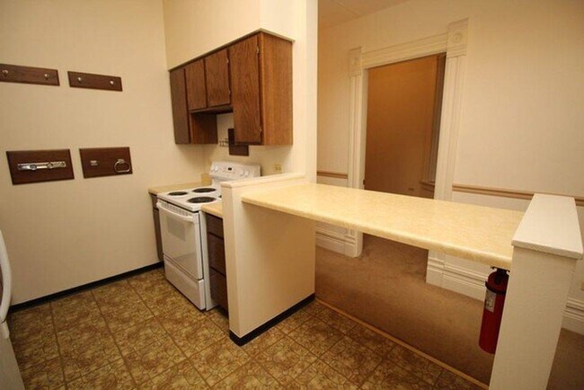 Foto del edificio - 625 W Belmont Ave