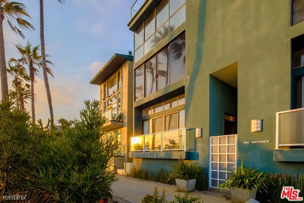 Foto principal - 2 br, 2 bath Condo - 1 Buccaneer St Apt 4