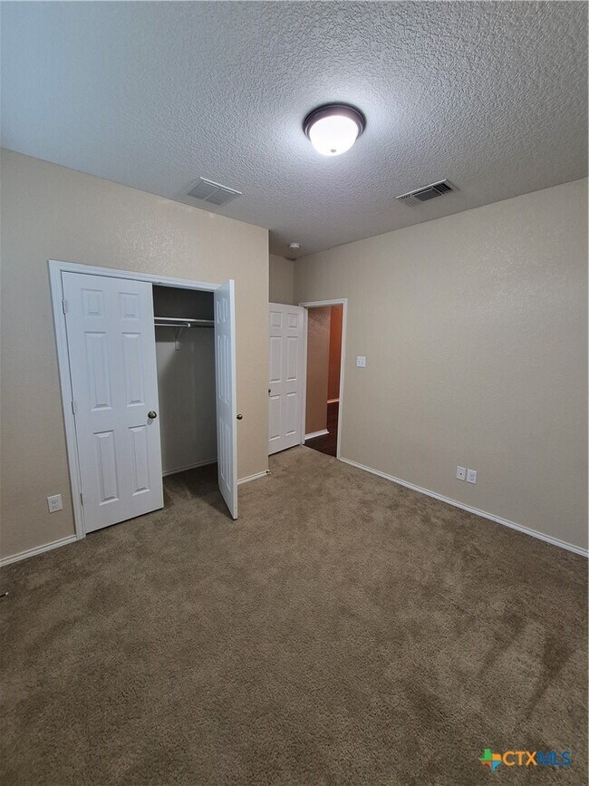 Building Photo - 1492 Jordan Crossing