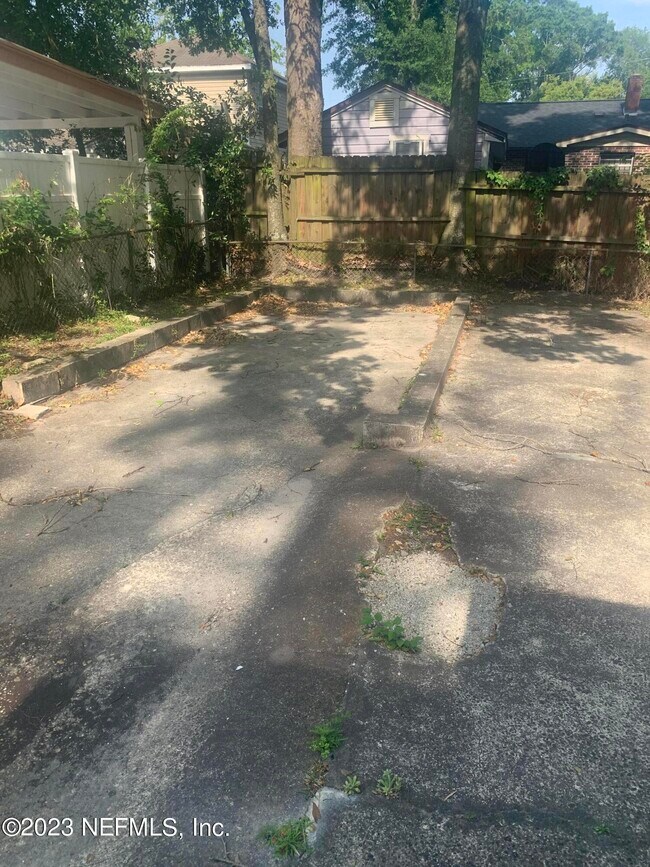 Building Photo - 3557 Penton St