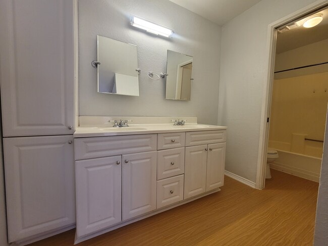 master br restroom - 1000 Central Ave