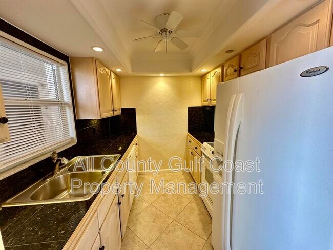 Foto del edificio - 232 St Augustine Ave