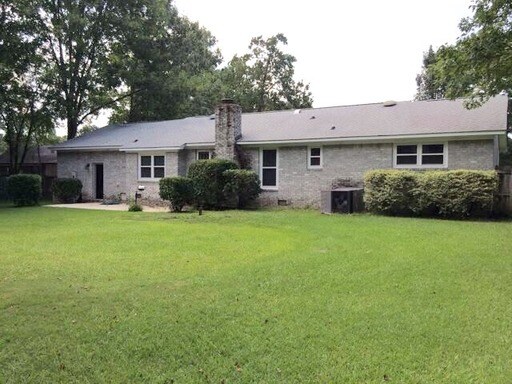 Building Photo - 105 Windsor Ct