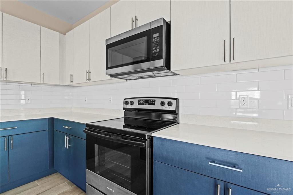 Foto del edificio - 5700 Swallow Ave W