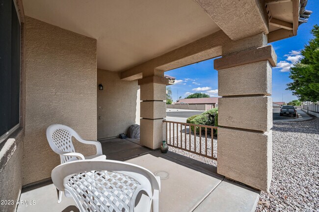 Foto del edificio - 807 S Somerset Cir