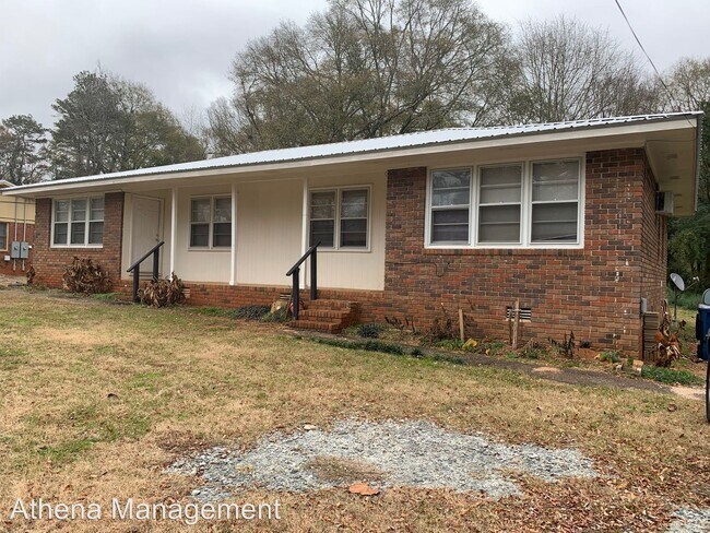 Foto del edificio - 2 br, 1 bath House - 155 A Springtree Road