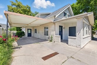 Building Photo - 31 W 100 N
