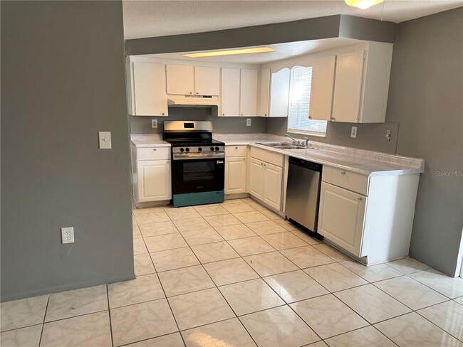 Building Photo - 9020 Cochise Ln