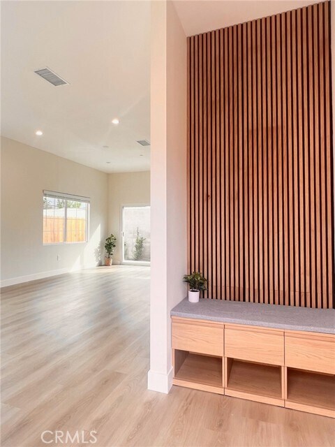 Foto del edificio - 1214 N Hidalgo Ave