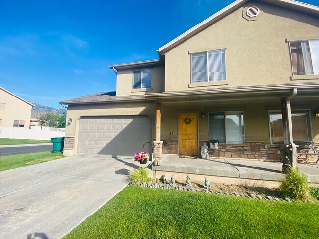 Building Photo - 41 W Belvedere Way