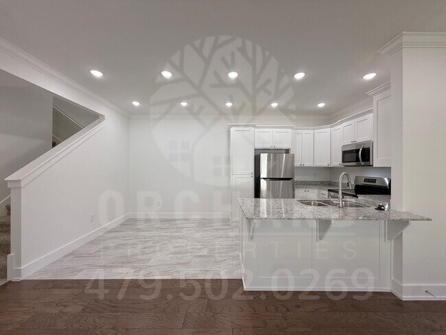 Foto del edificio - 2002 E Brookview Dr