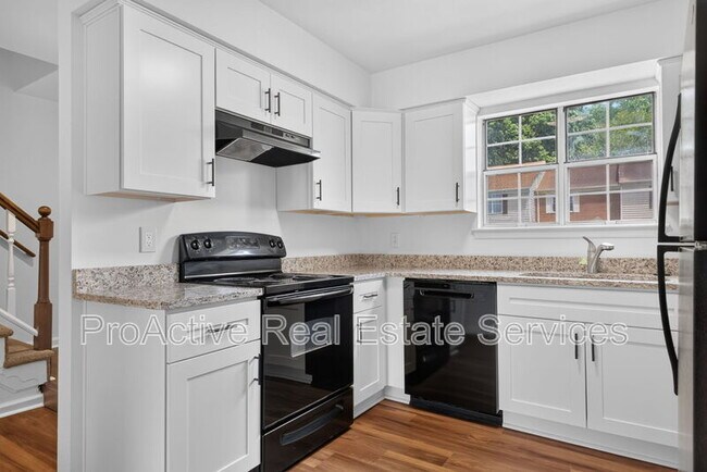 Foto del edificio - 1031 Still-Harbor Cir