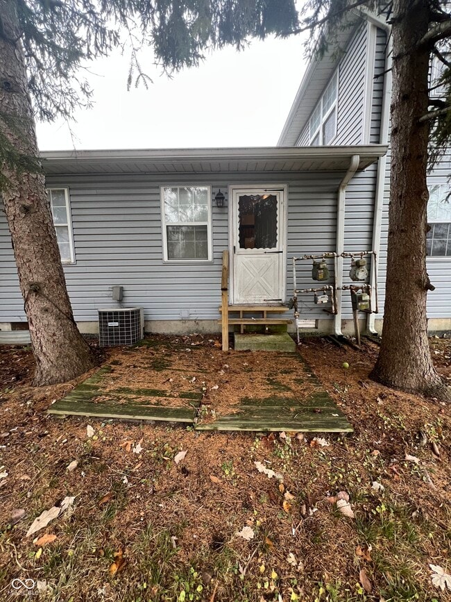 Building Photo - 1325 Millerwood Ct